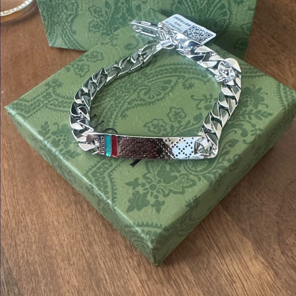 Gucci Silver Bracelet with Green and Red Stripe